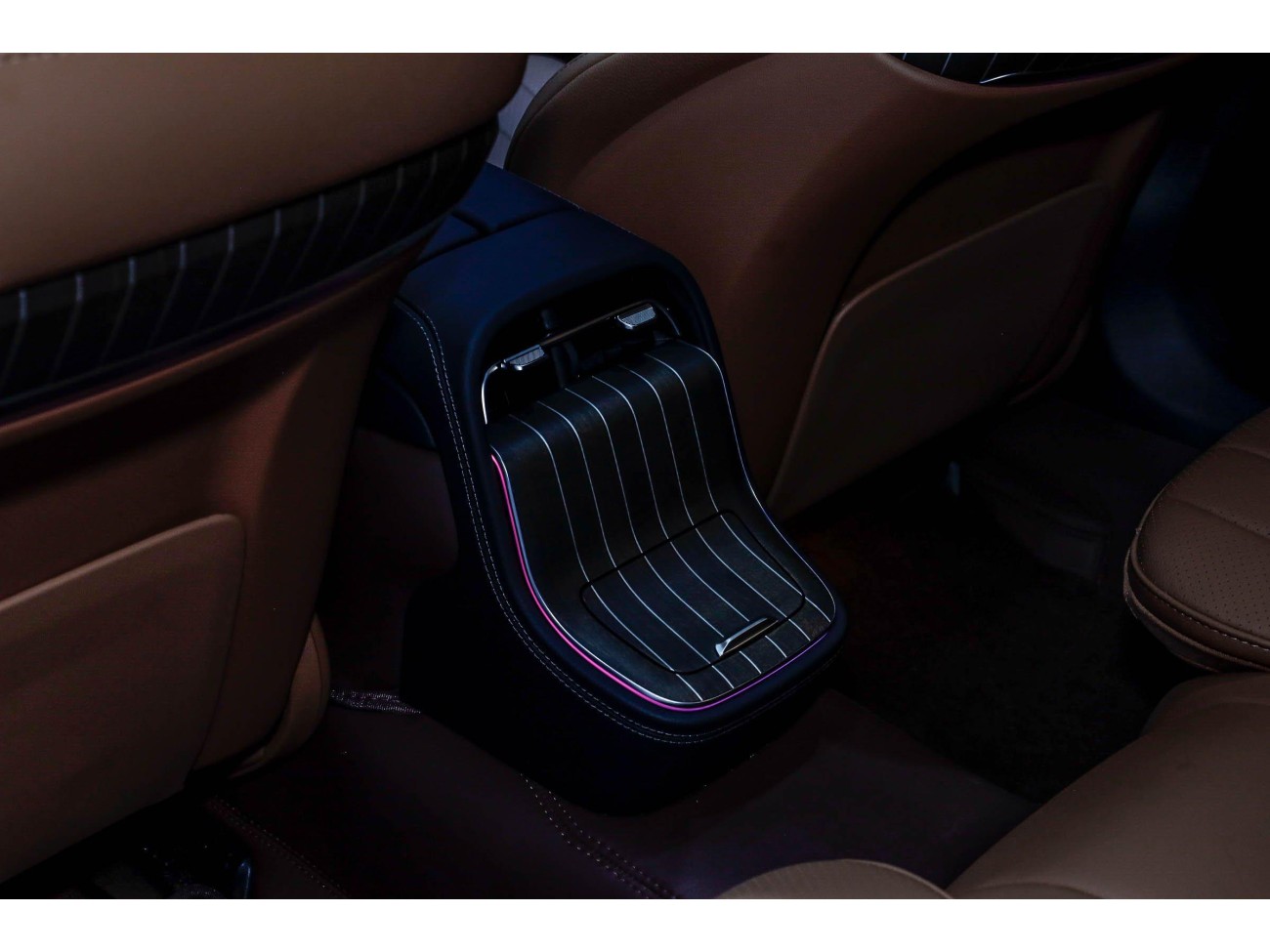 Mercedes-Benz E 300 L 2025