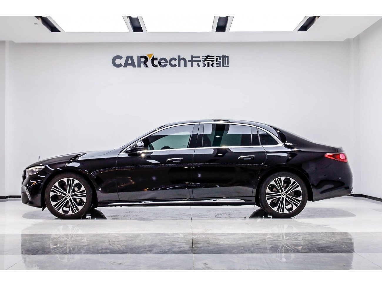 Mercedes-Benz E 300 L 2025