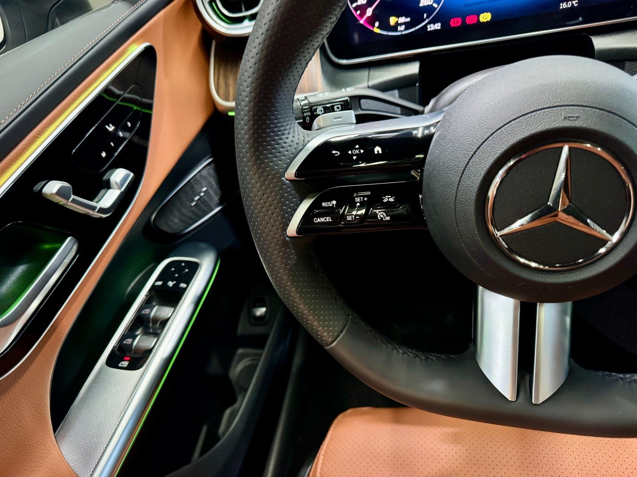 Mercedes-Benz GLC 300 L 2025