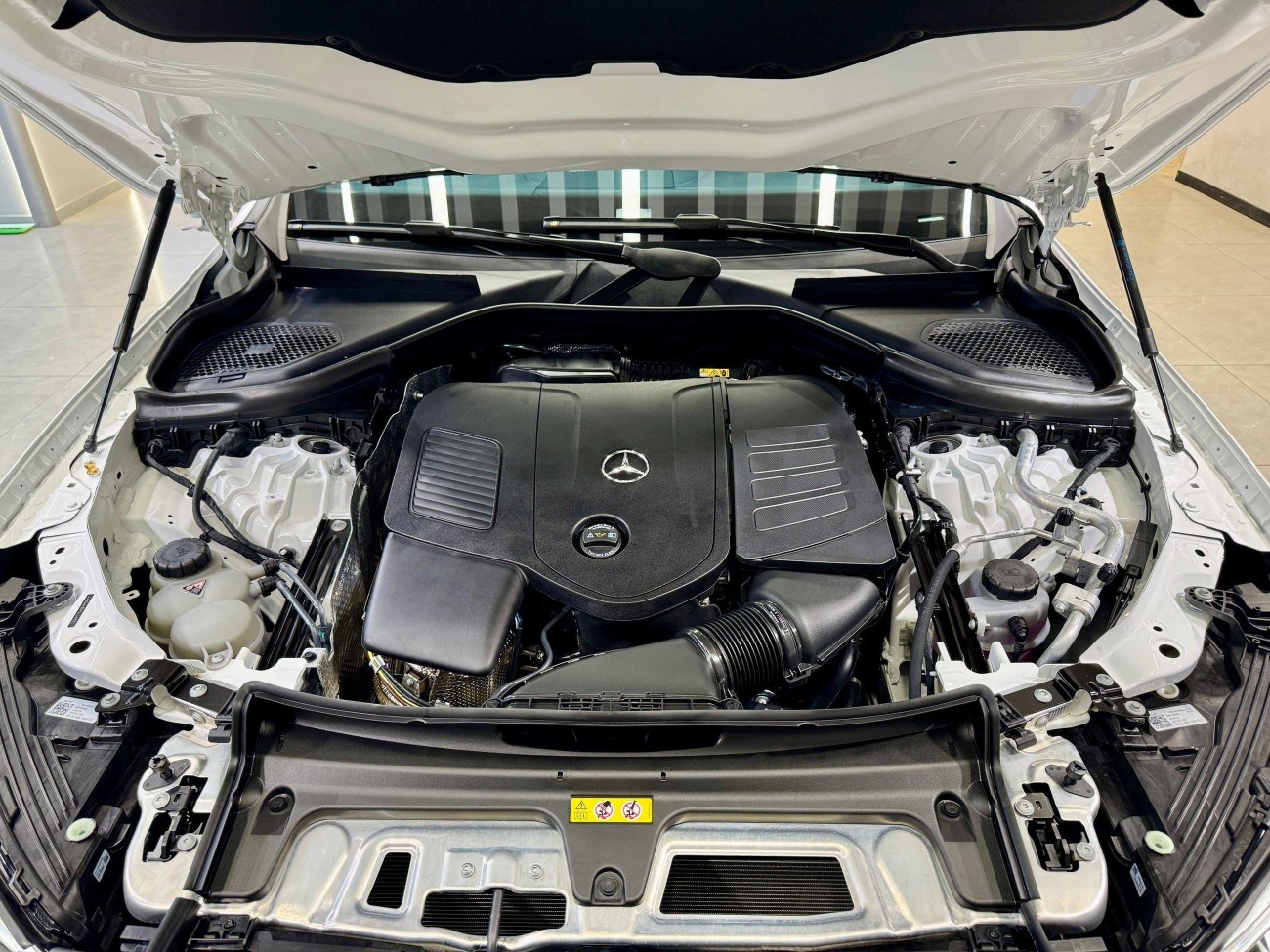 Mercedes-Benz GLC 300 L 2025