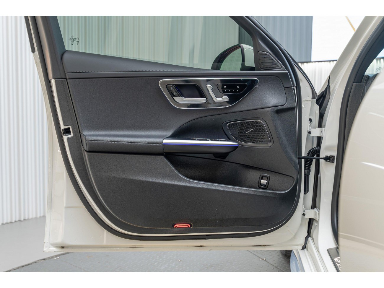 Mercedes-Benz C 260 L 2025