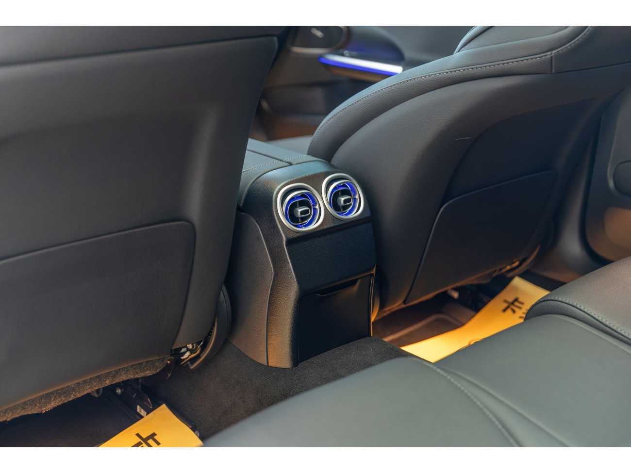 Mercedes-Benz C 260 L 2025