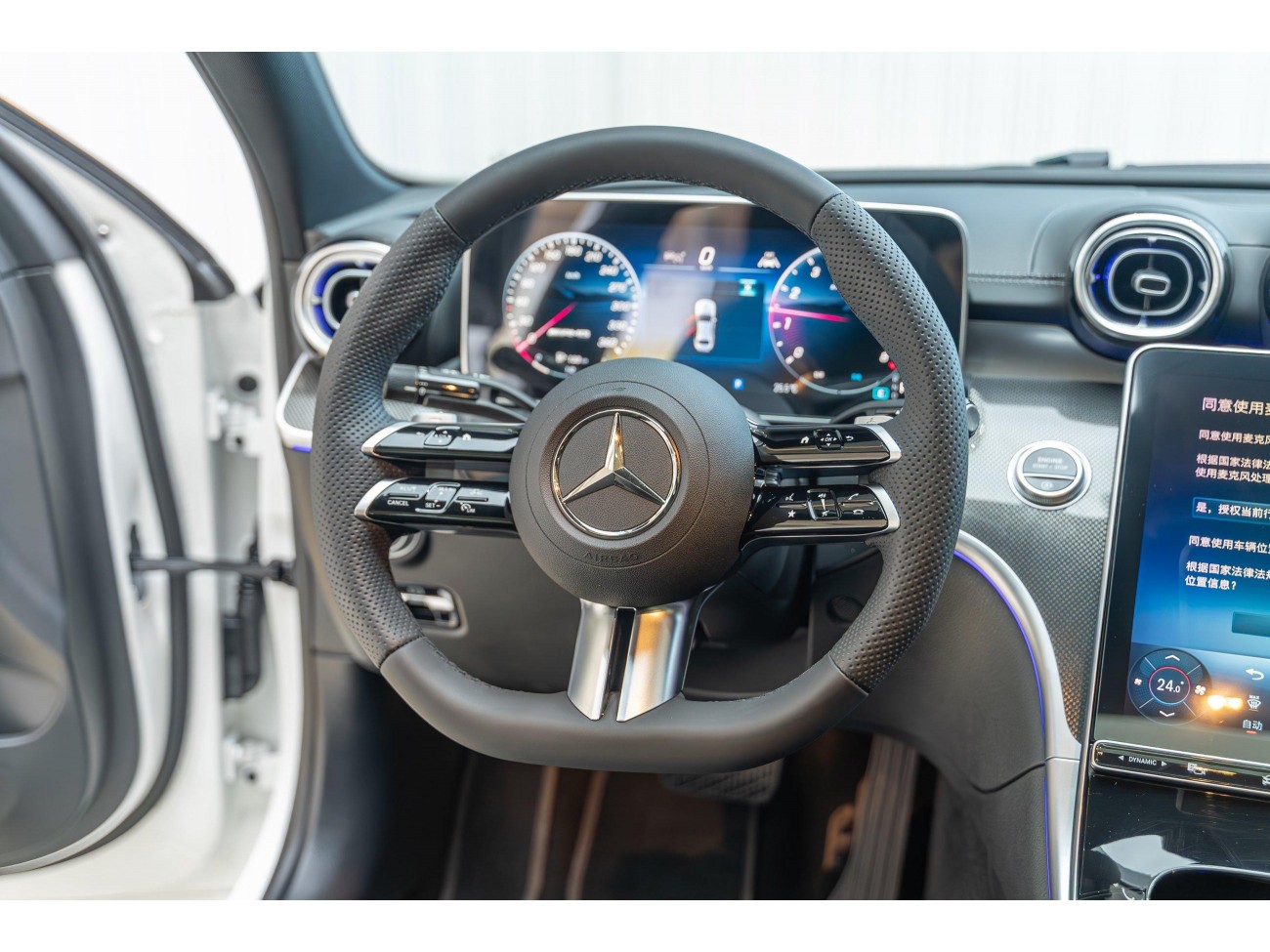 Mercedes-Benz C 260 L 2025