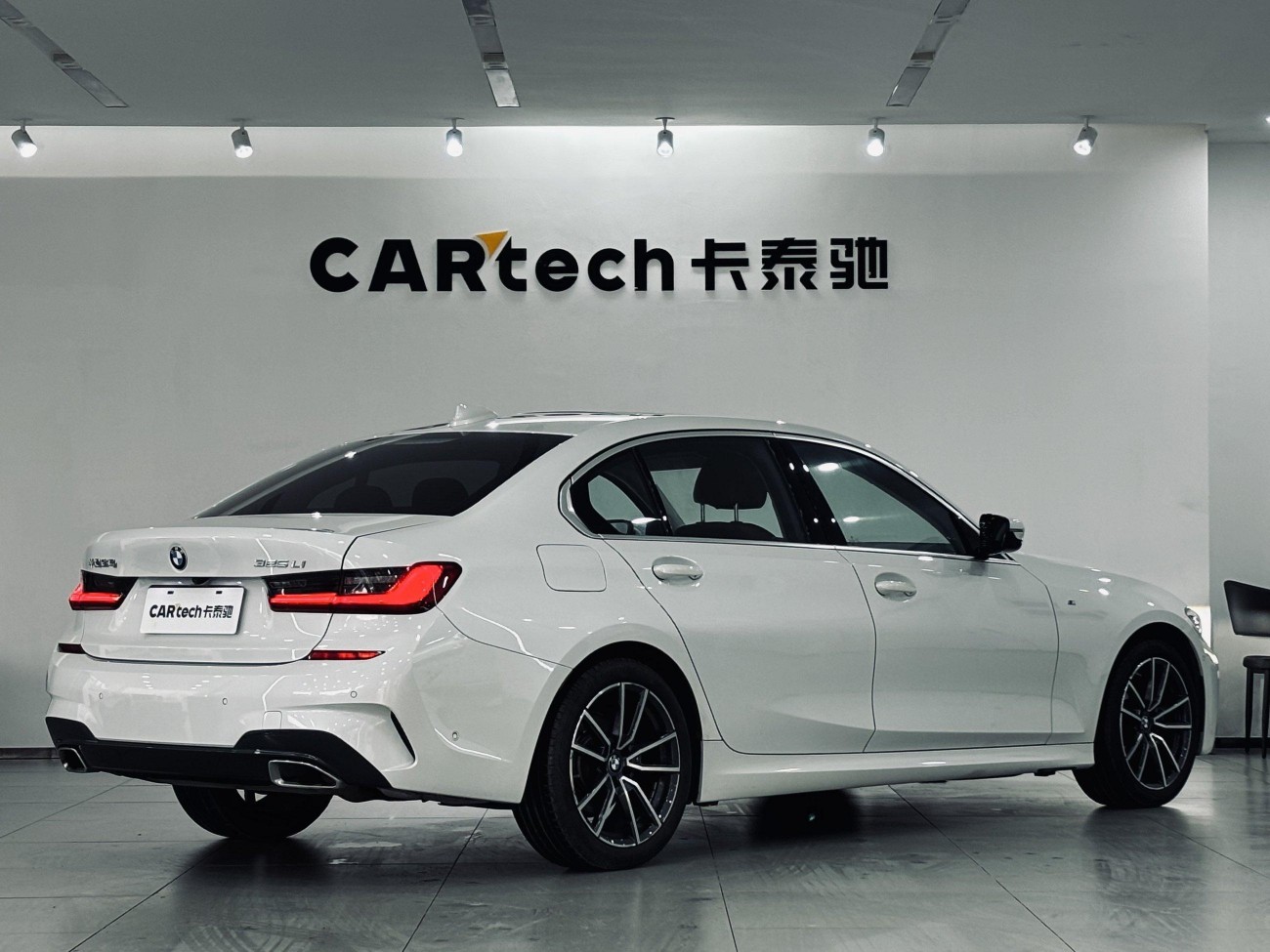 BMW 325Li 2021
