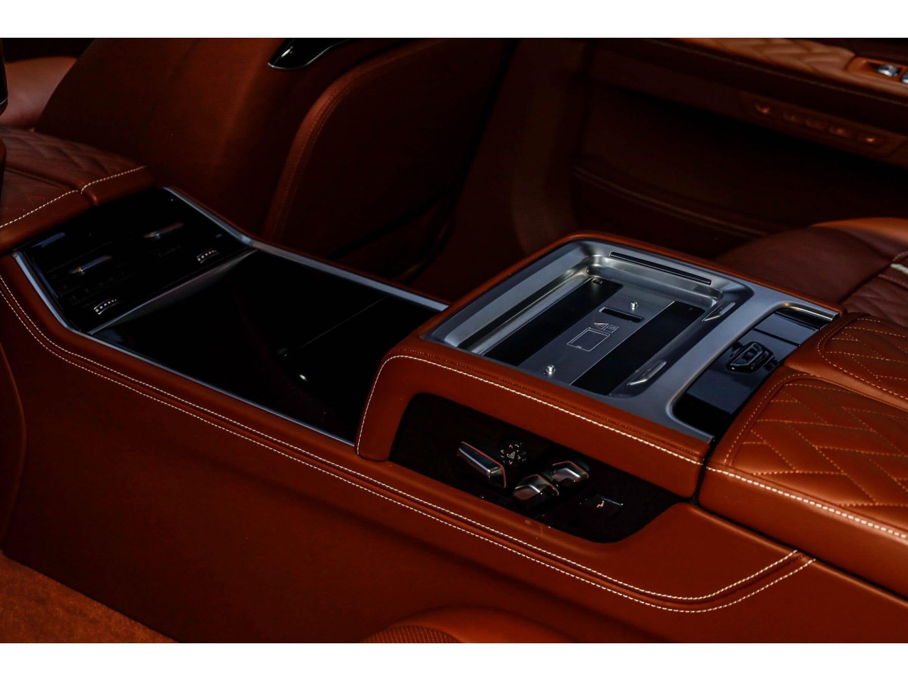 BMW 760Li 2021