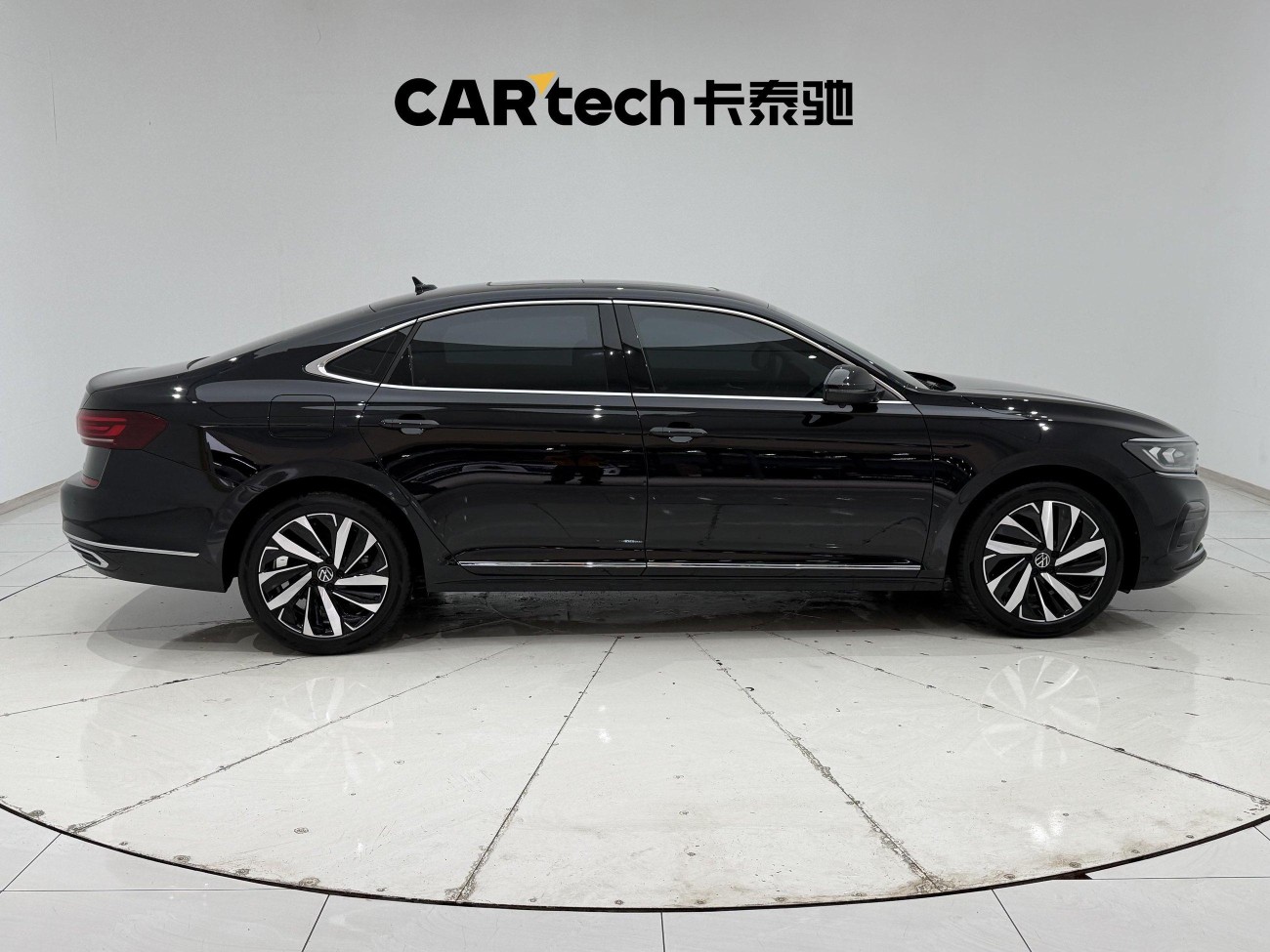 Volkswagen Passat 2024