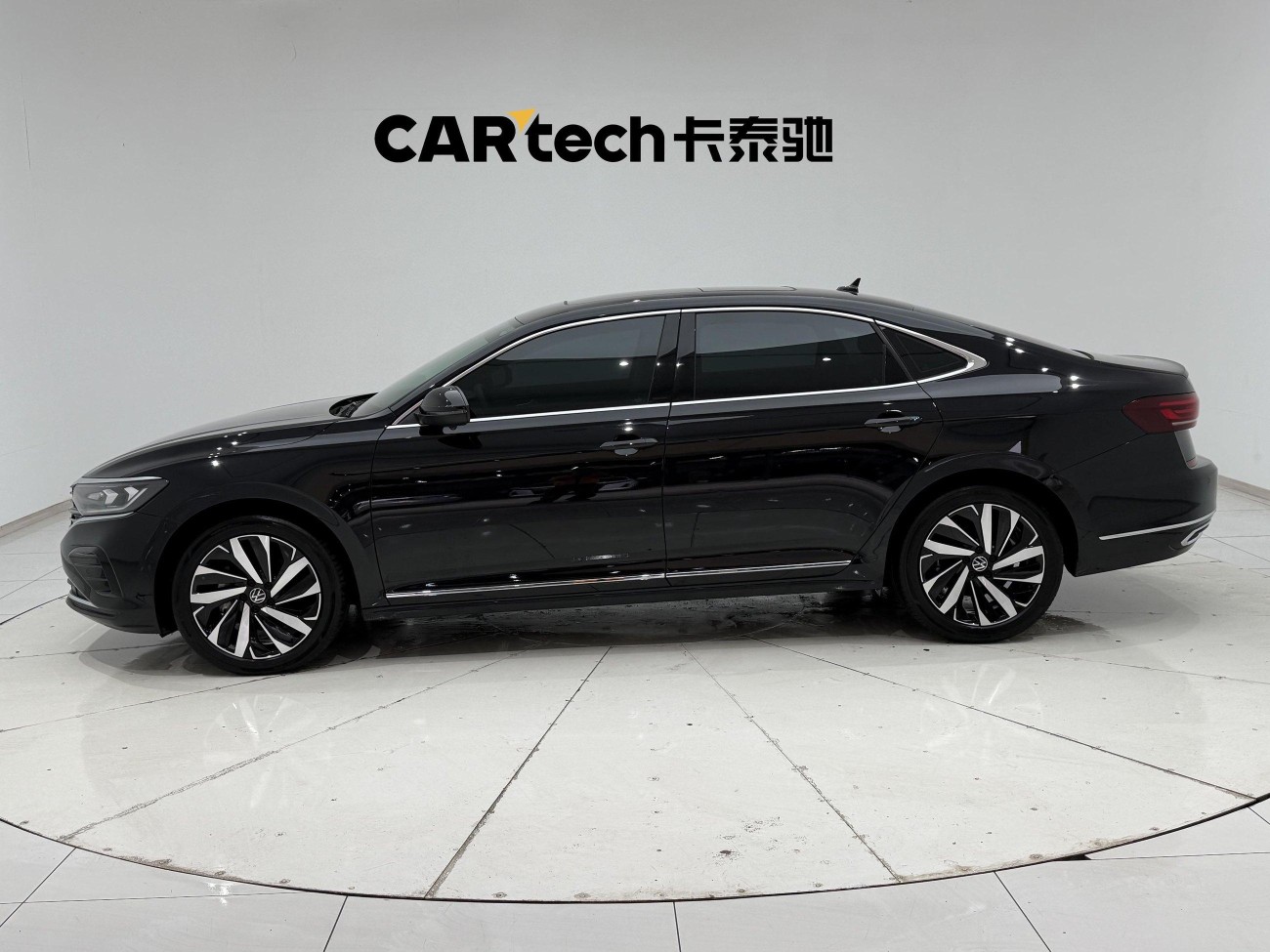 Volkswagen Passat 2024