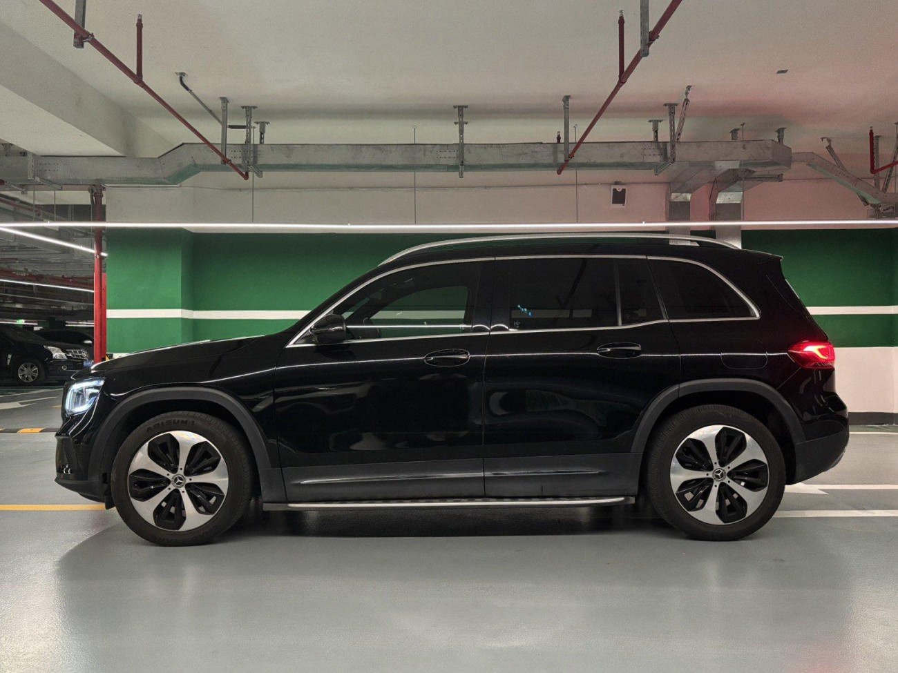 Mercedes-Benz GLB 2021