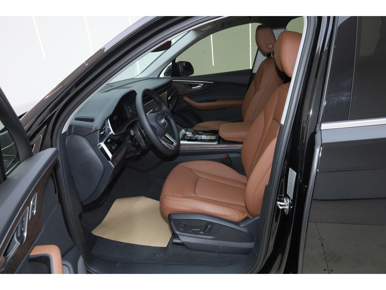 Audi Q7 45 TFSI 2023