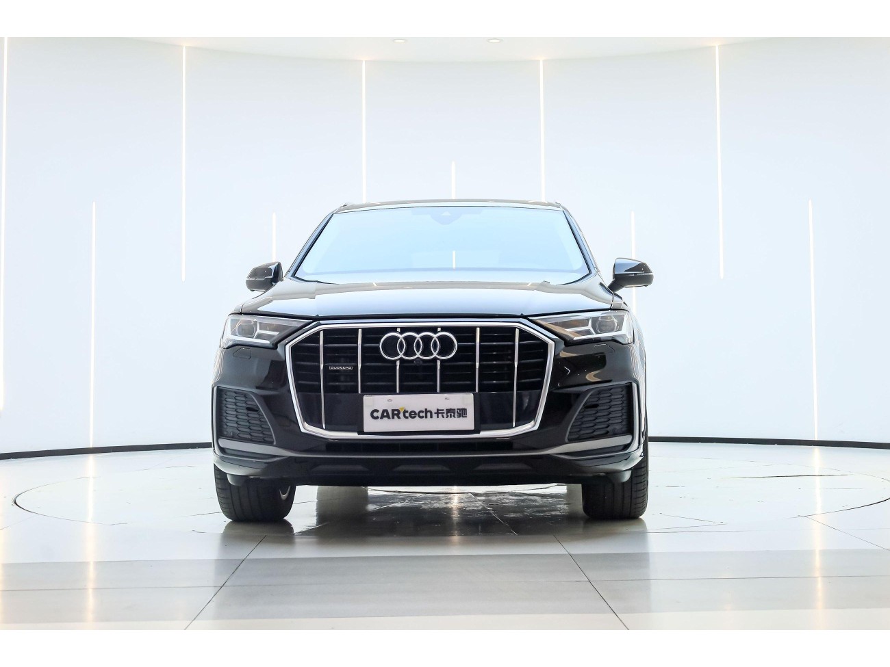 Audi Q7 45 TFSI 2023