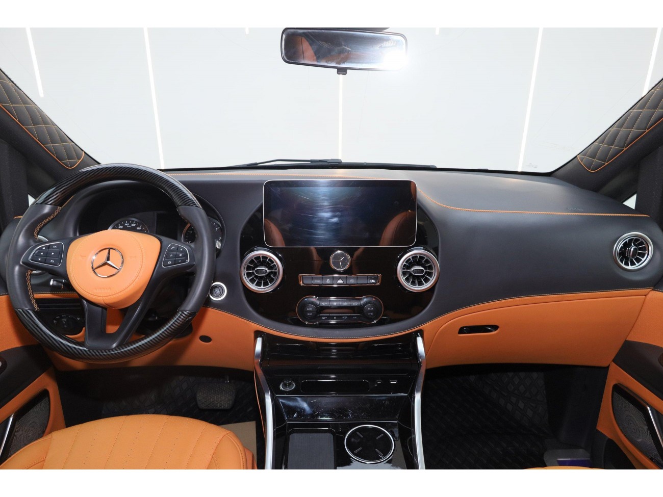 Mercedes-Benz 2023 2024