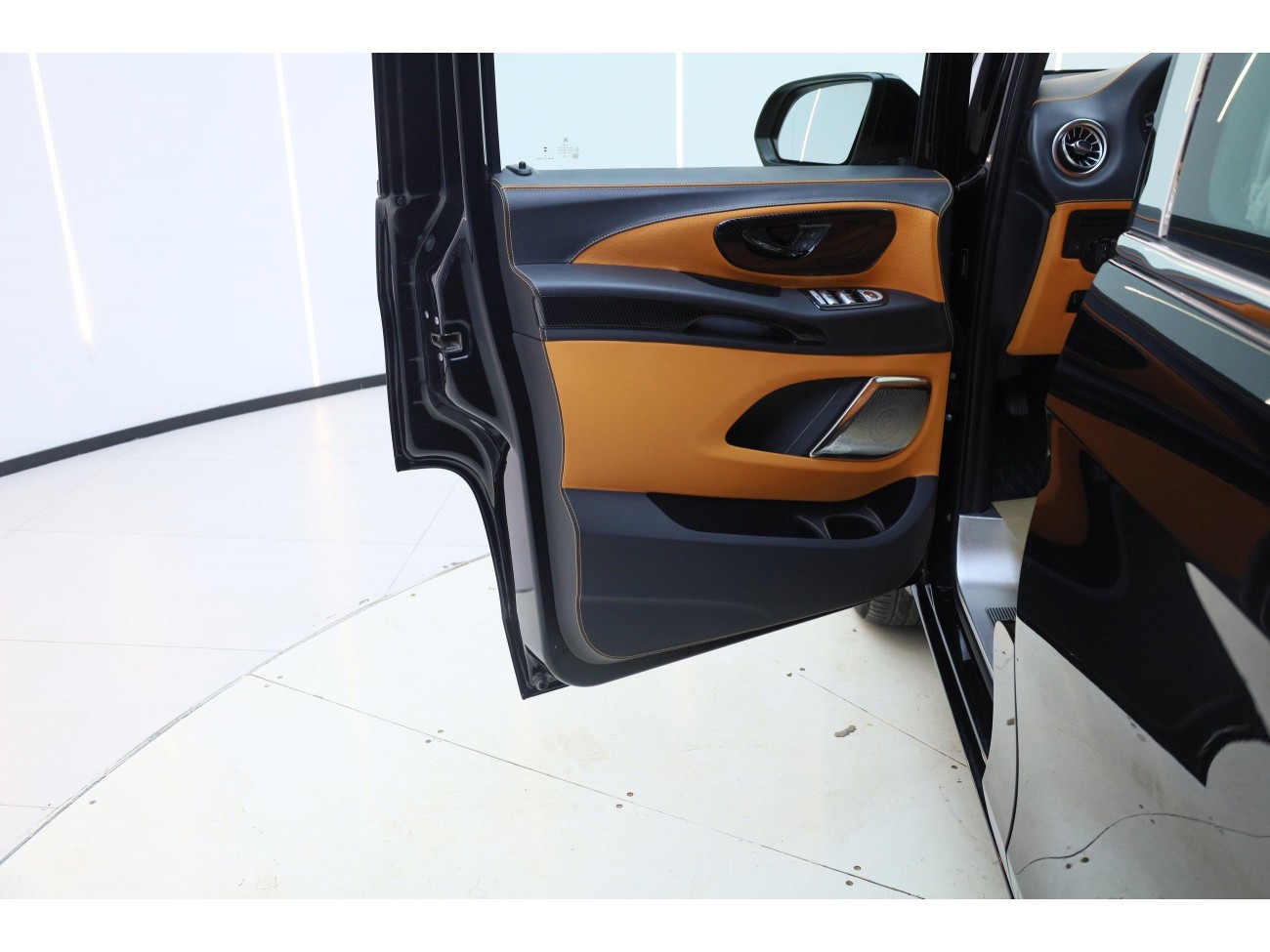 Mercedes-Benz 2023 2024