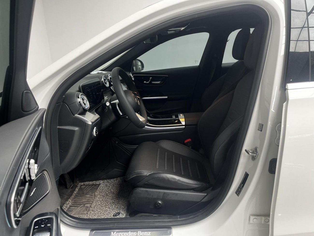 Mercedes-Benz C 260 L 2023