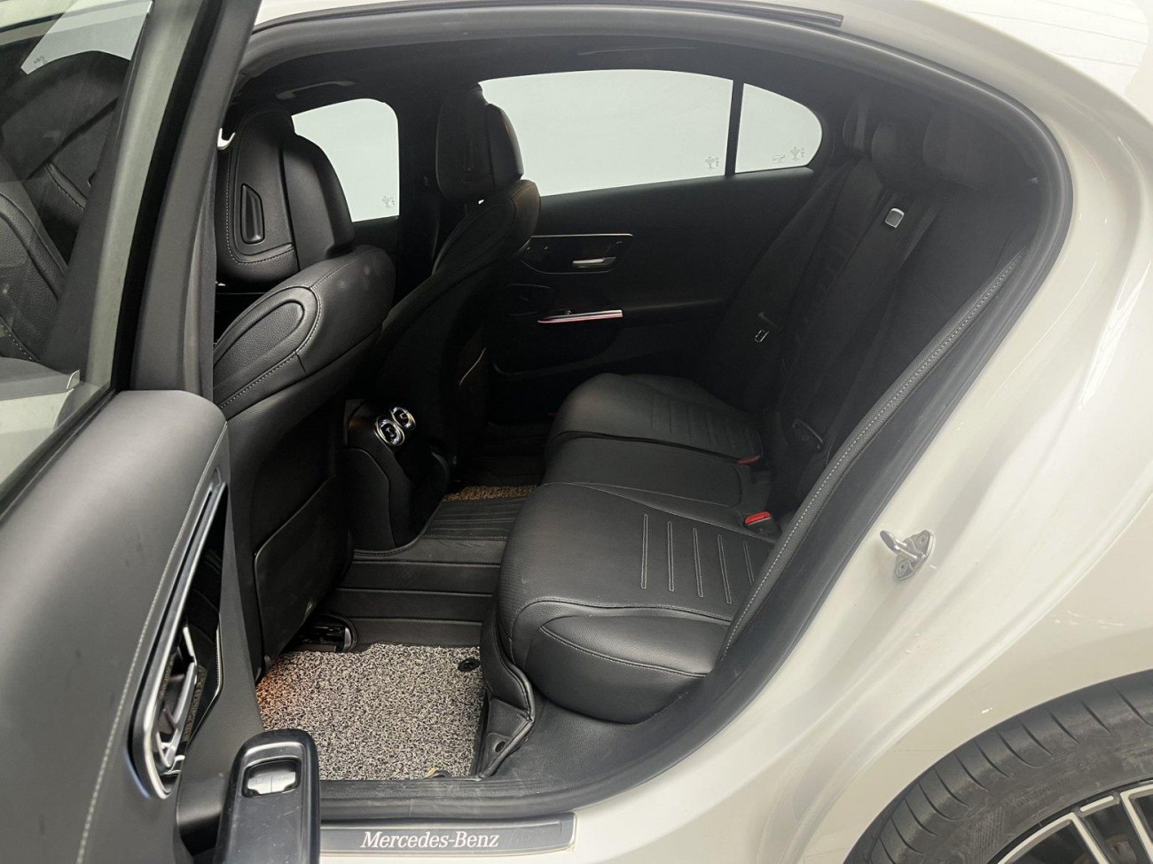 Mercedes-Benz C 260 L 2023