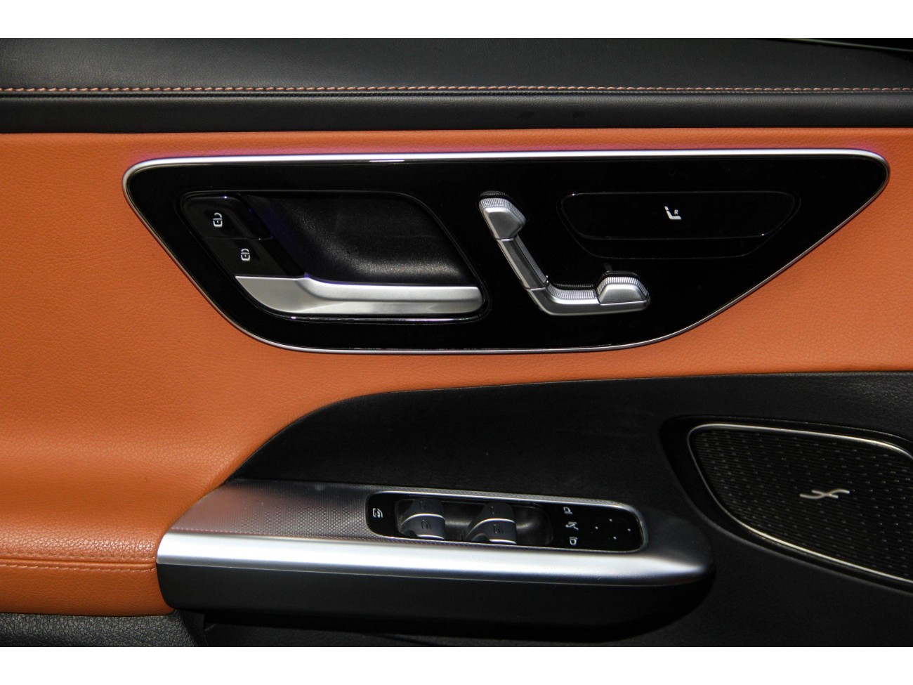 Mercedes-Benz GLC 260 L 2023