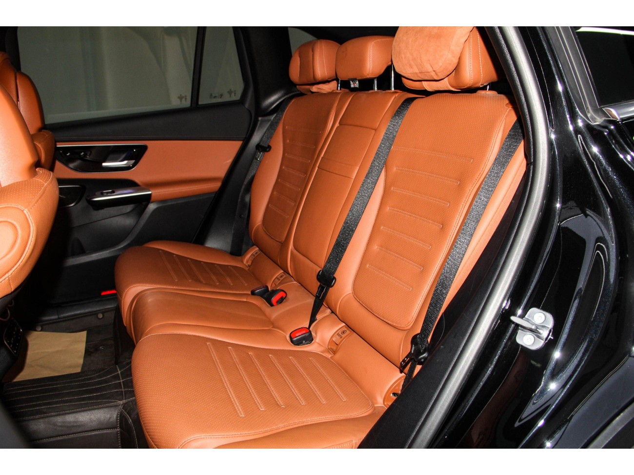 Mercedes-Benz GLC 260 L 2023