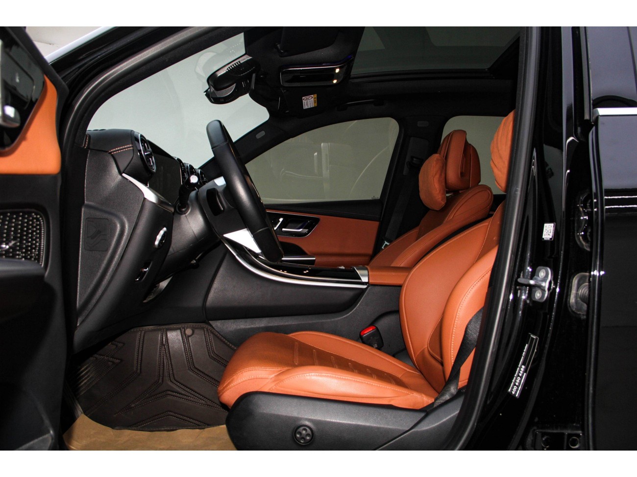 Mercedes-Benz GLC 260 L 2023