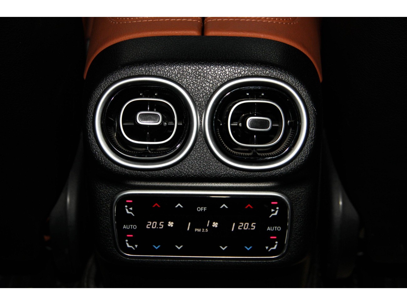 Mercedes-Benz GLC 260 L 2023