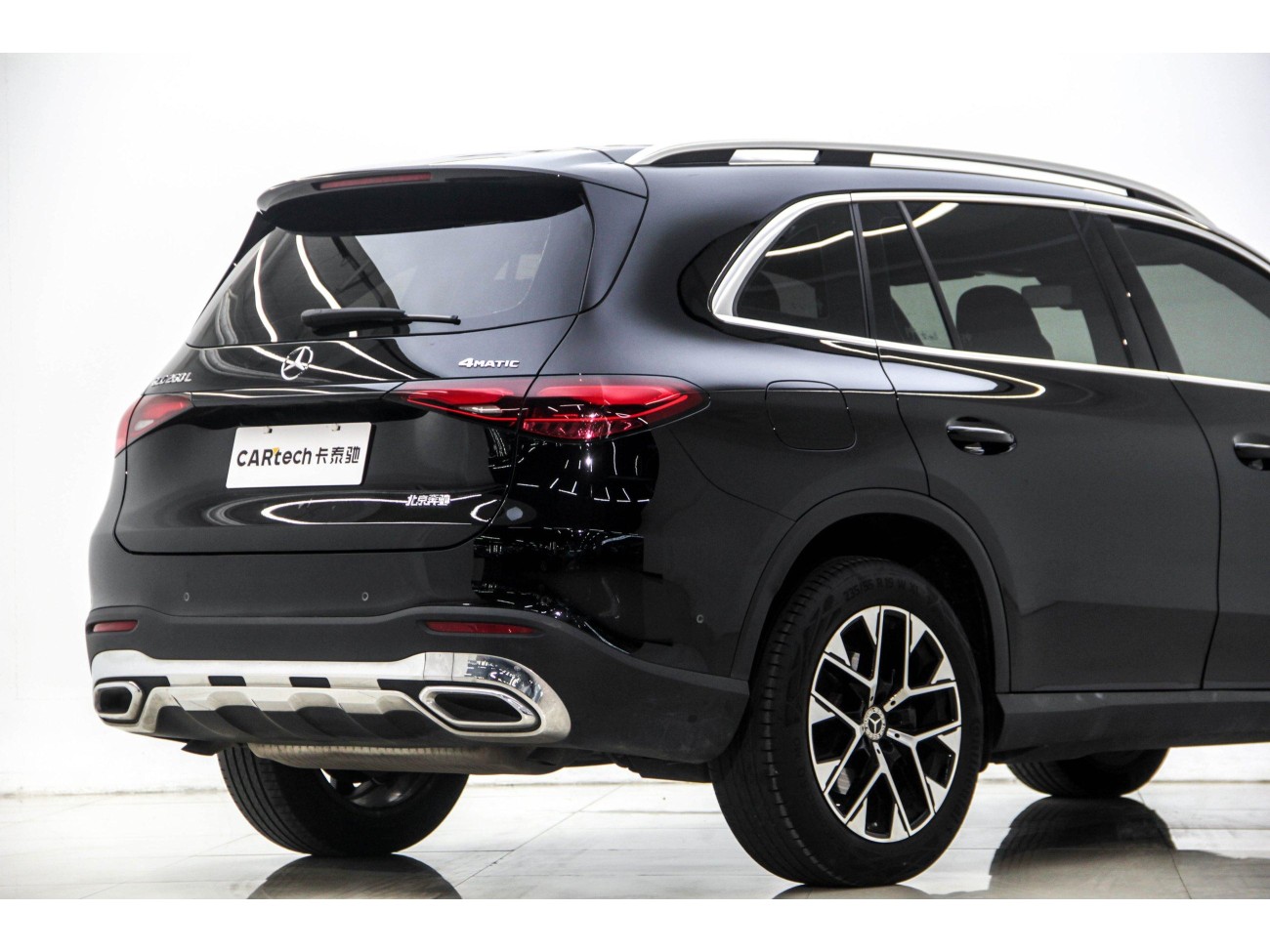 Mercedes-Benz GLC 260 L 2023