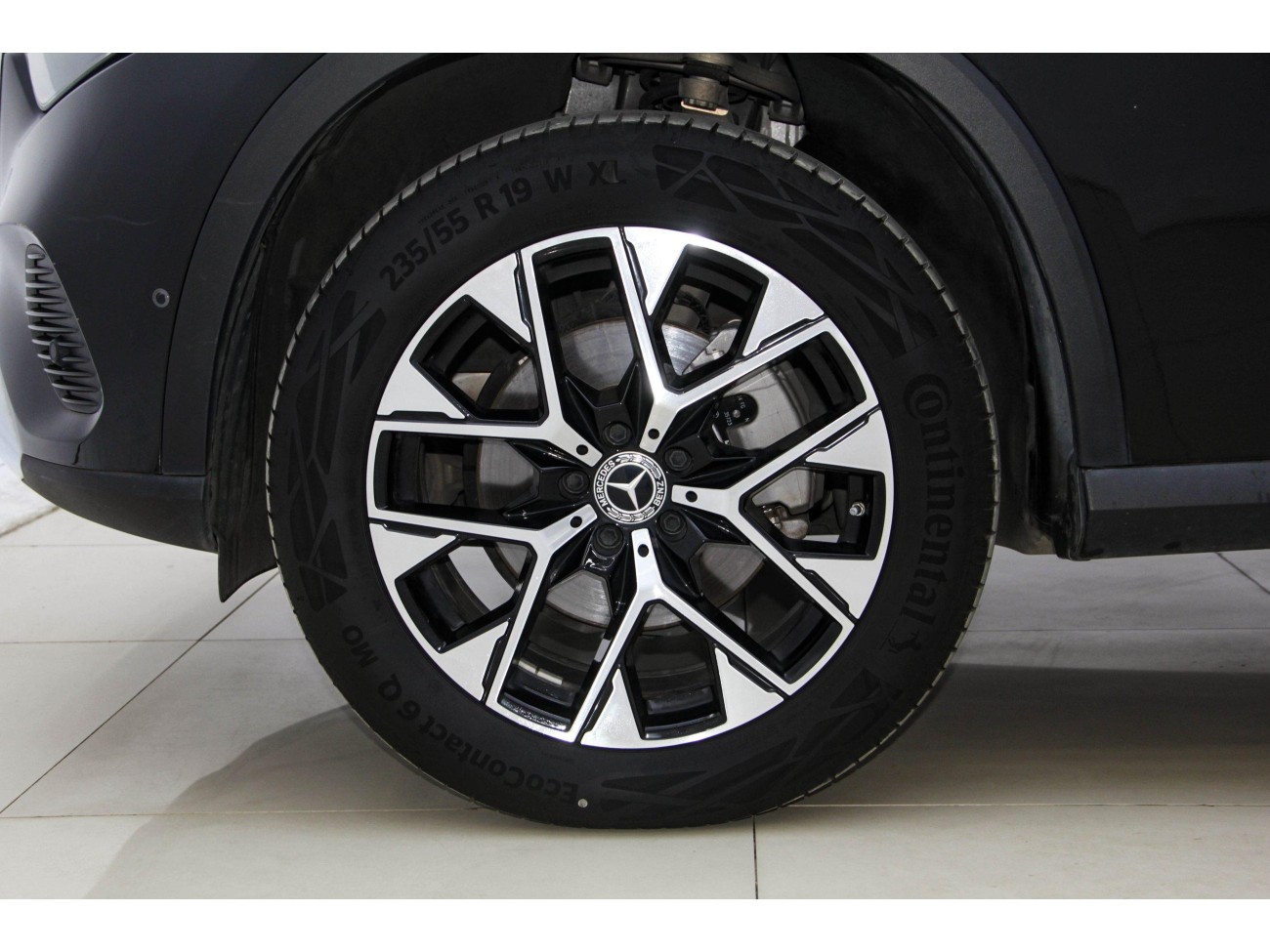 Mercedes-Benz GLC 260 L 2023