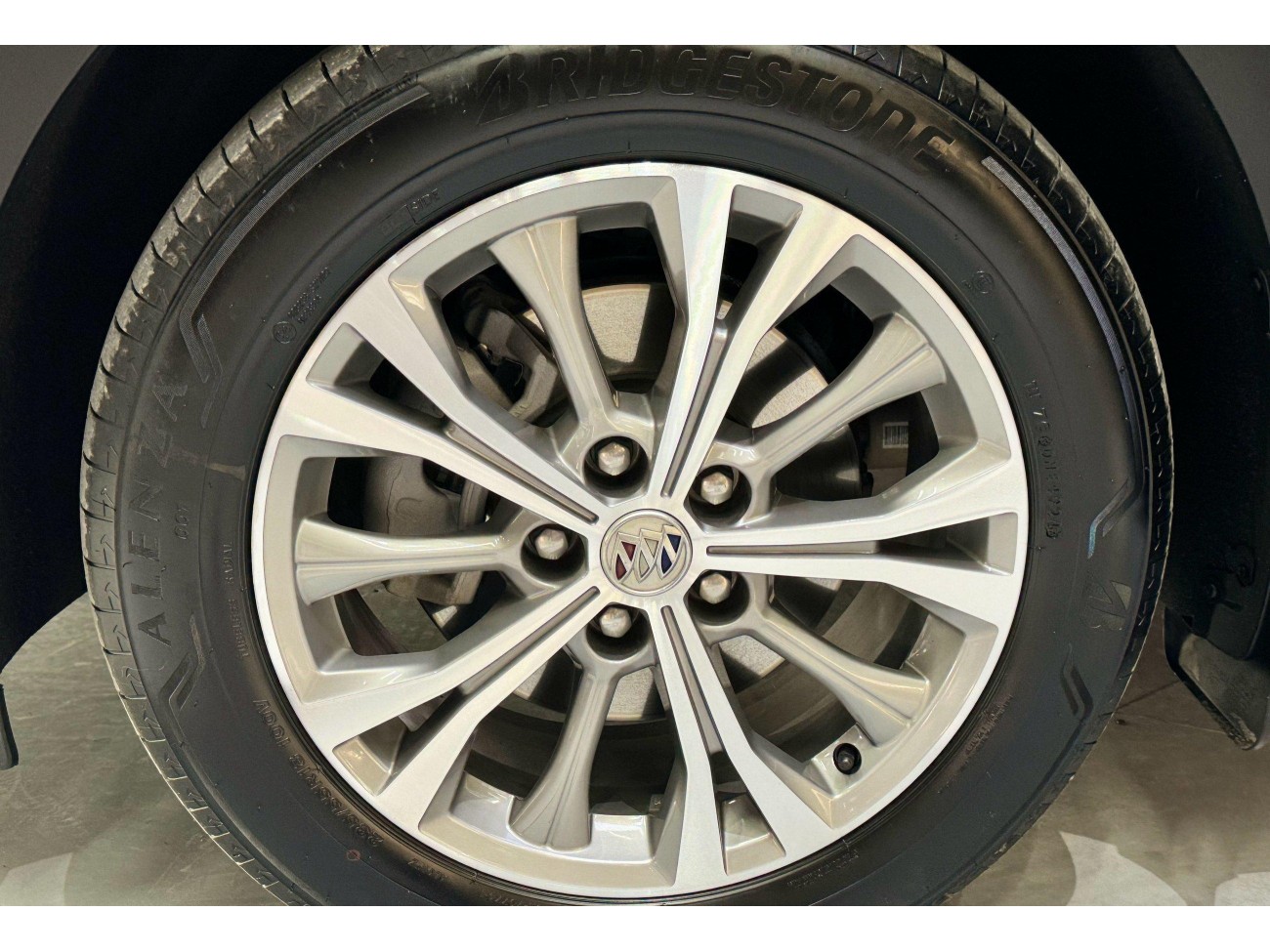 Buick Envision 2022