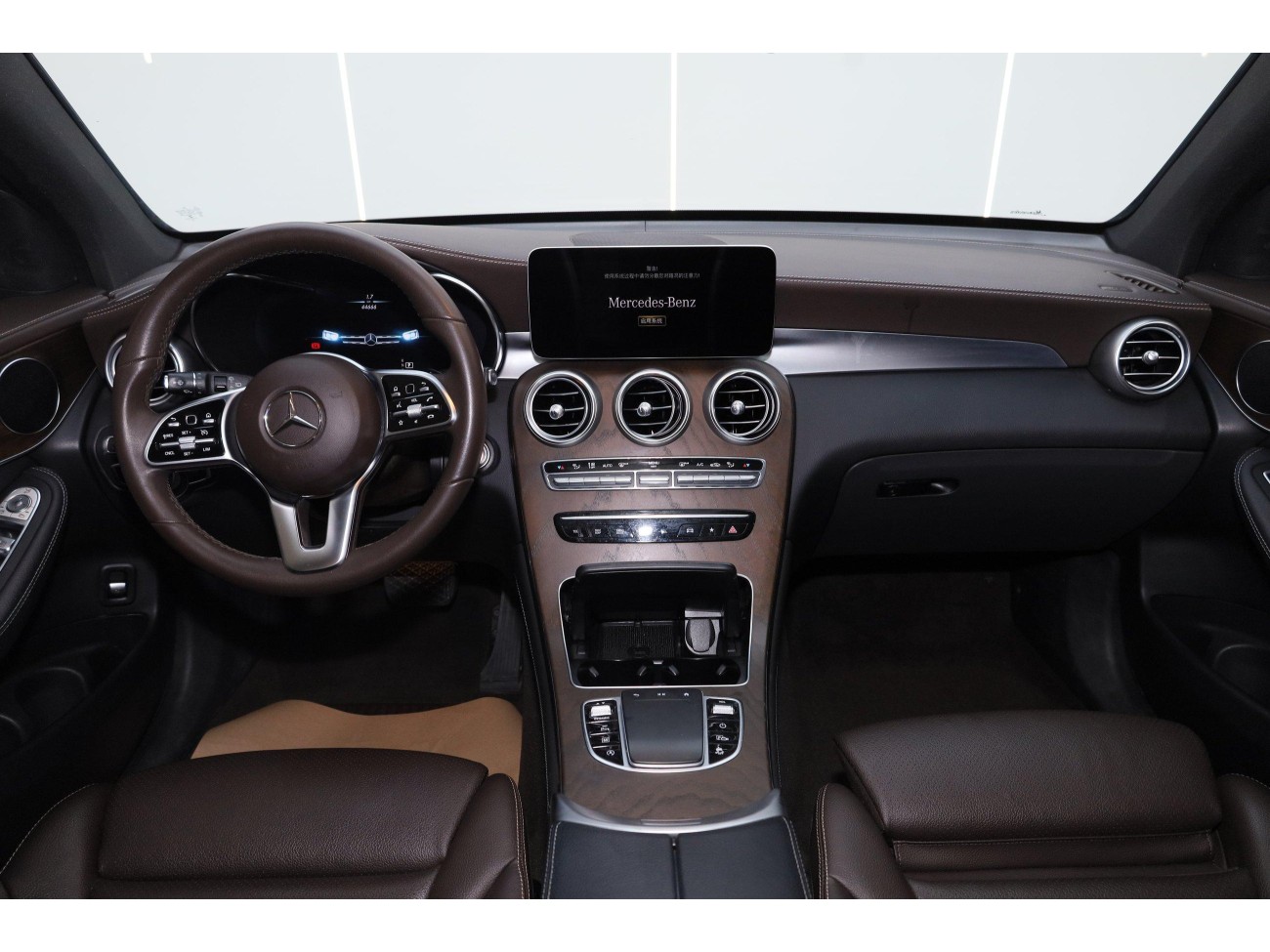 Mercedes-Benz GLC 260 L 2021