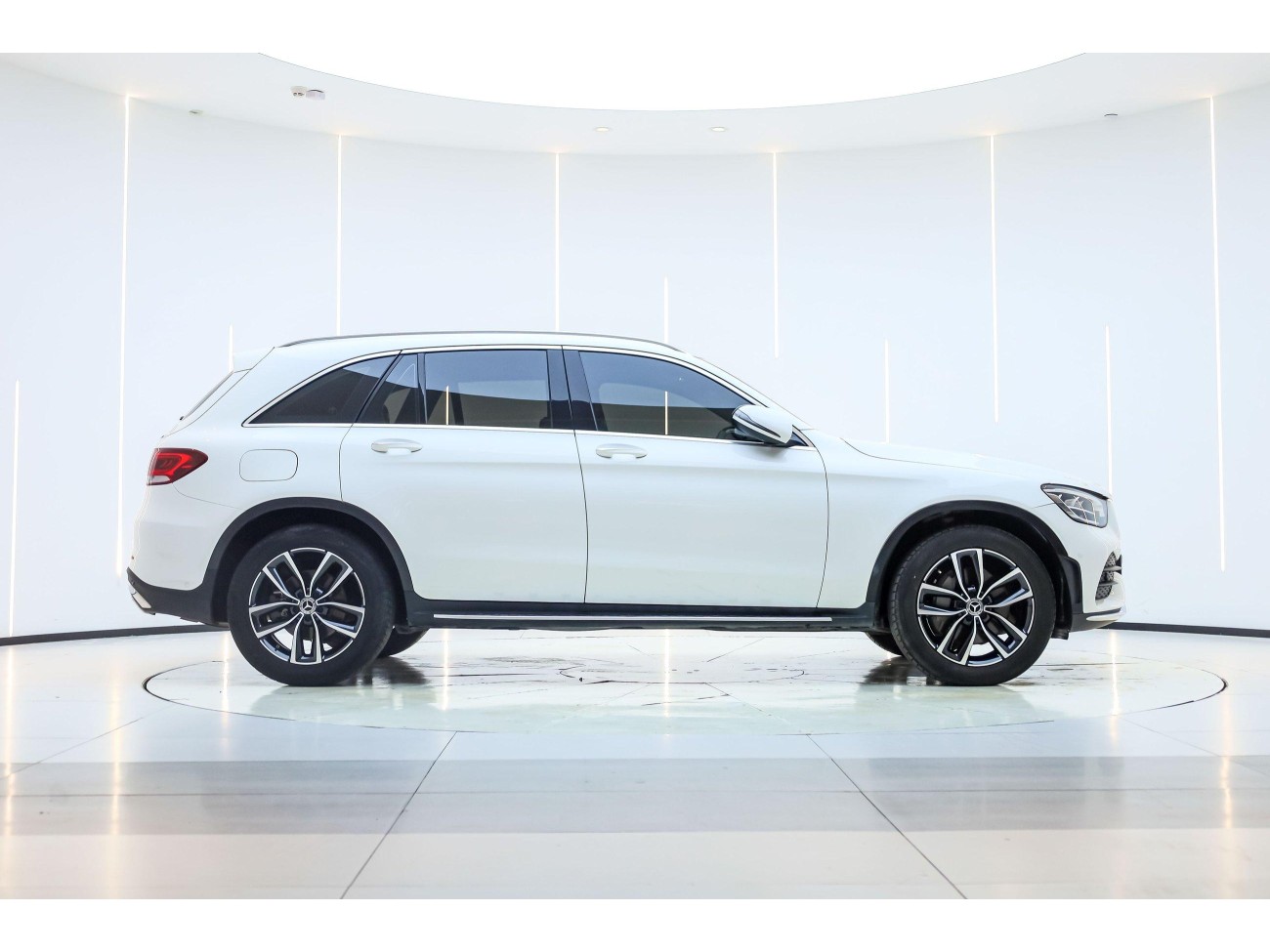 Mercedes-Benz GLC 260 L 2021