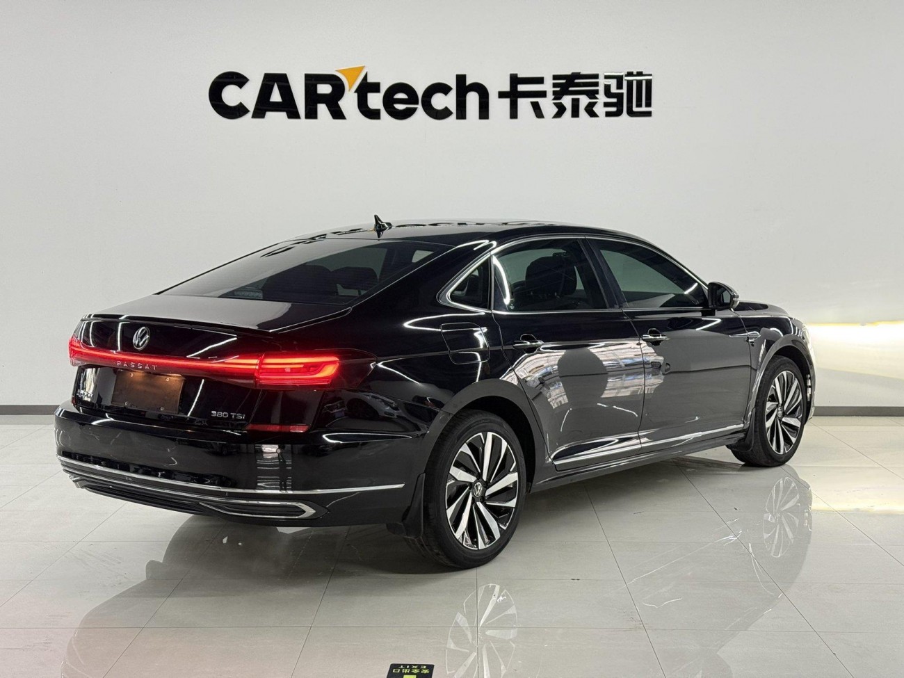 Volkswagen Passat 2023