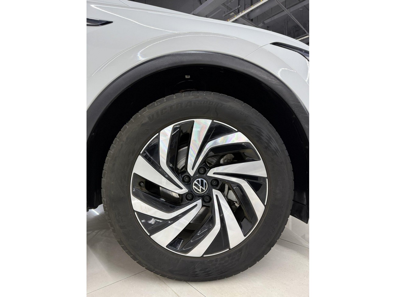 Volkswagen Tiguan L 2024