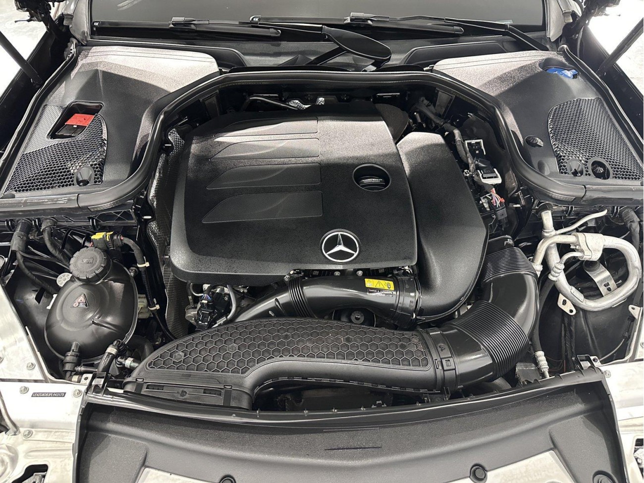 Mercedes-Benz E 300 L 2023