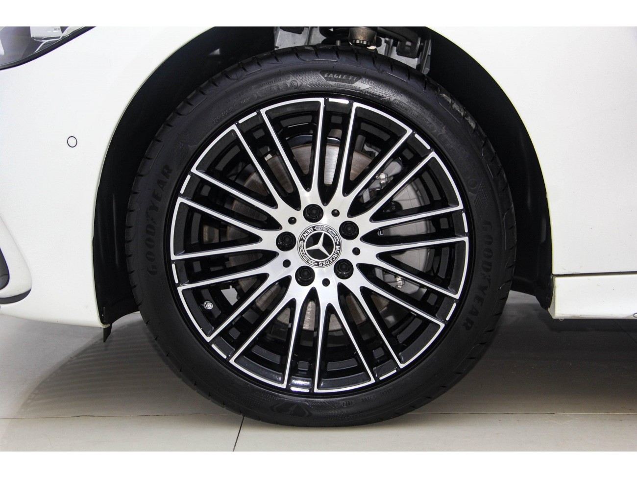 Mercedes-Benz C 260 L 2024