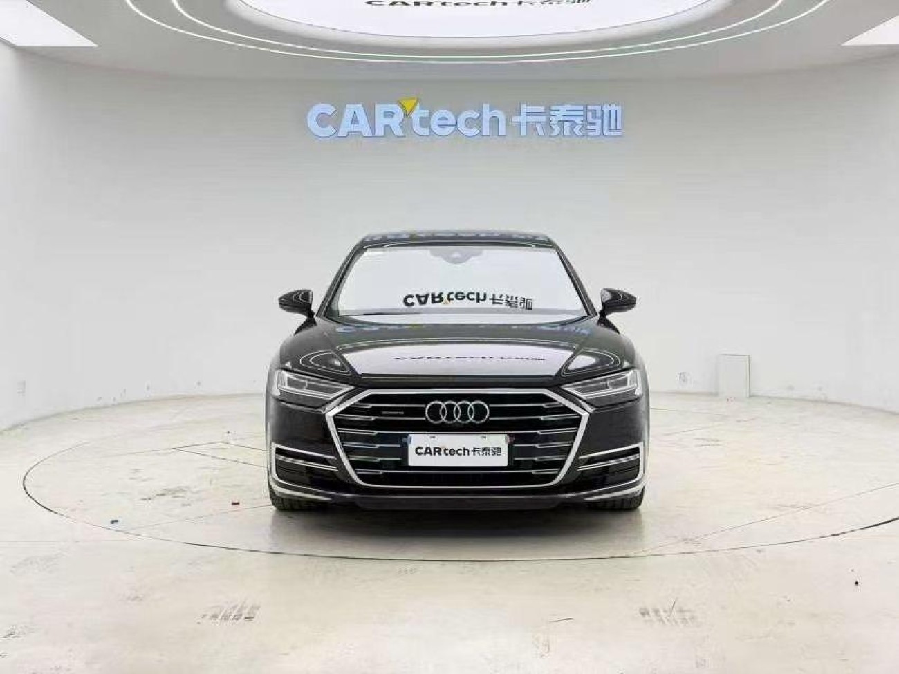 Audi A8L 55 TFSI 2021