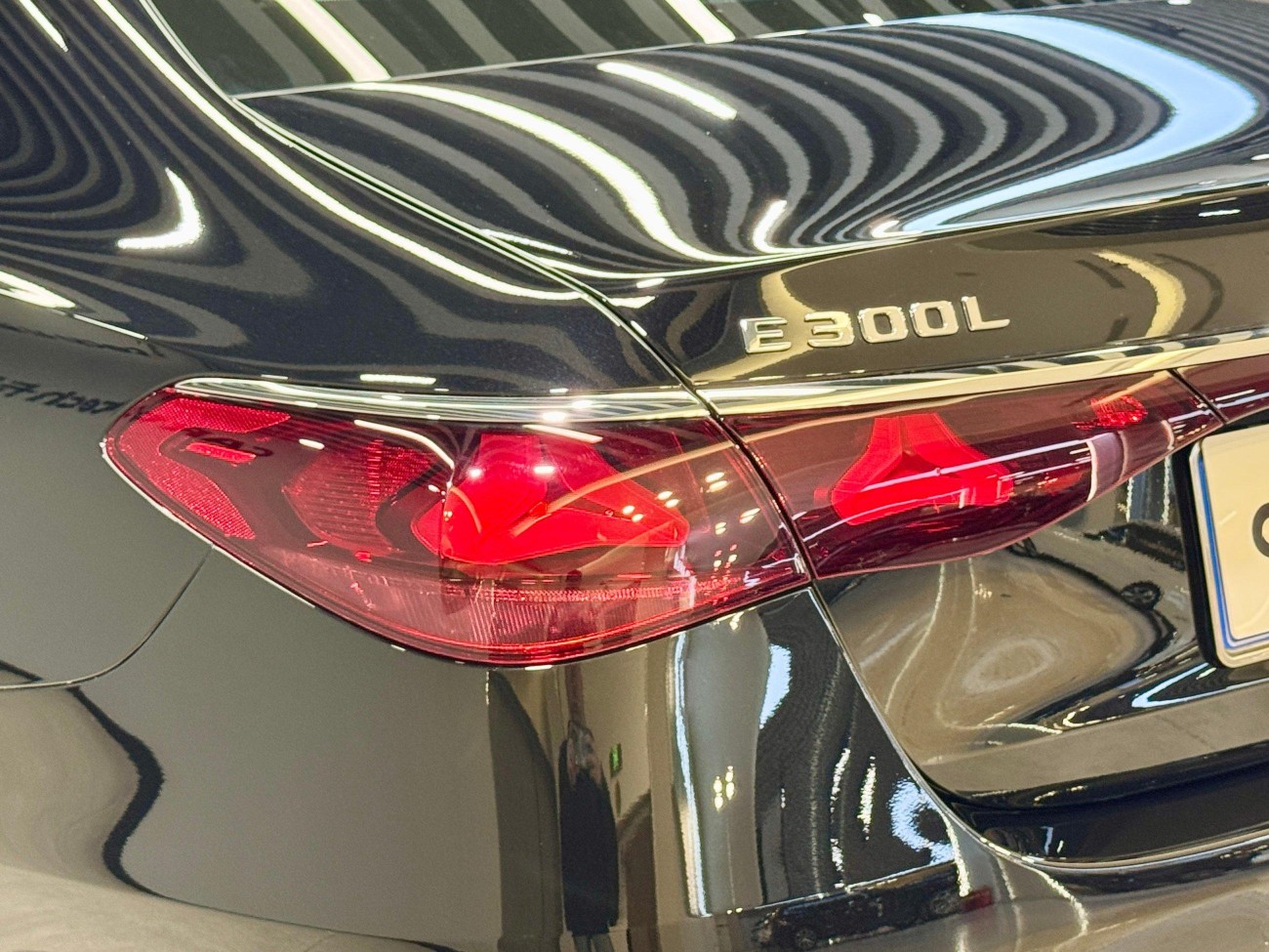 Mercedes-Benz E 300 L 2025