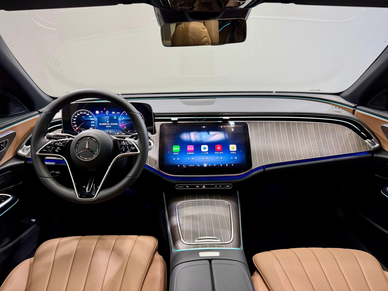 Mercedes-Benz E 300 L 2025