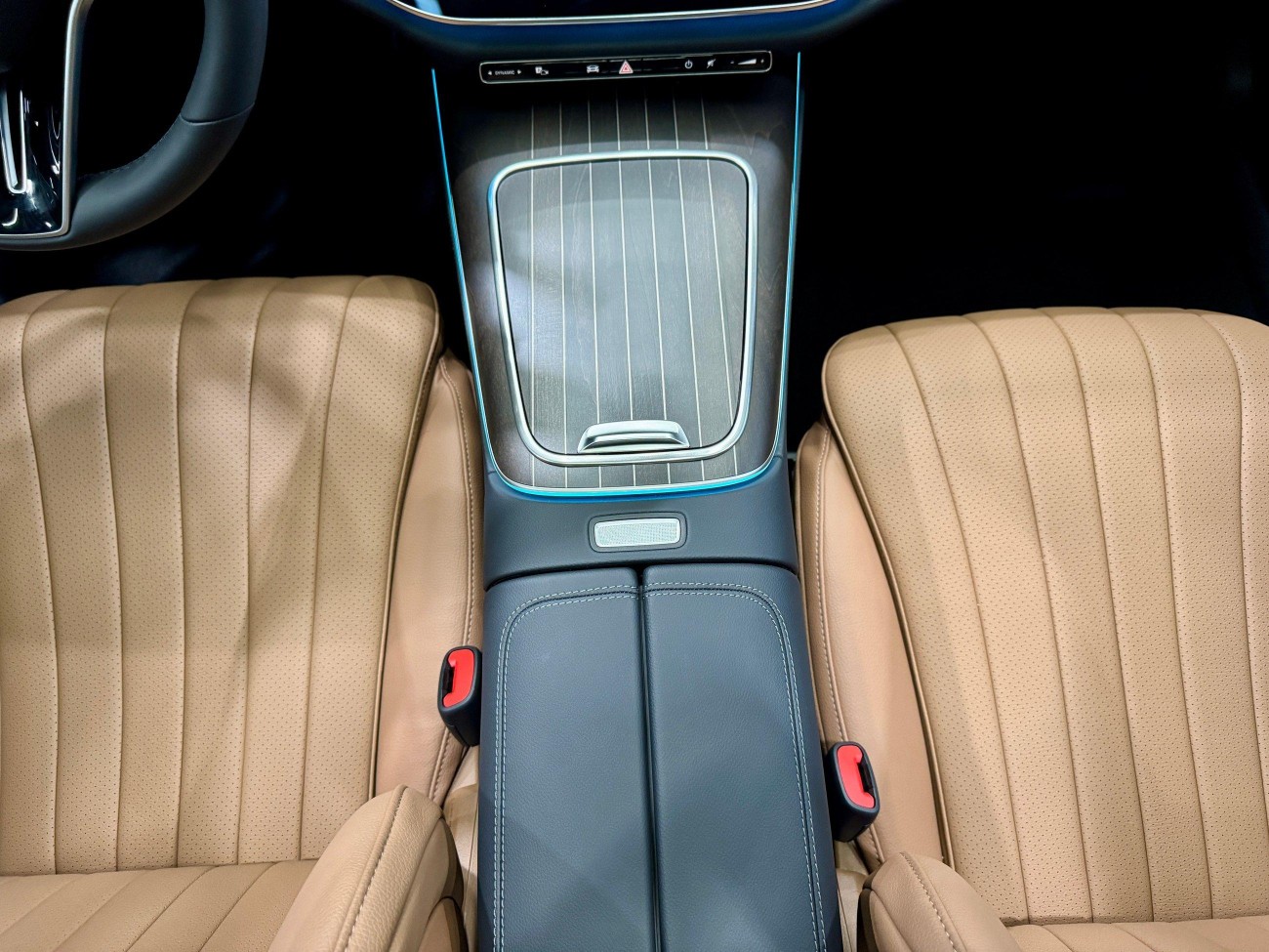 Mercedes-Benz E 300 L 2025