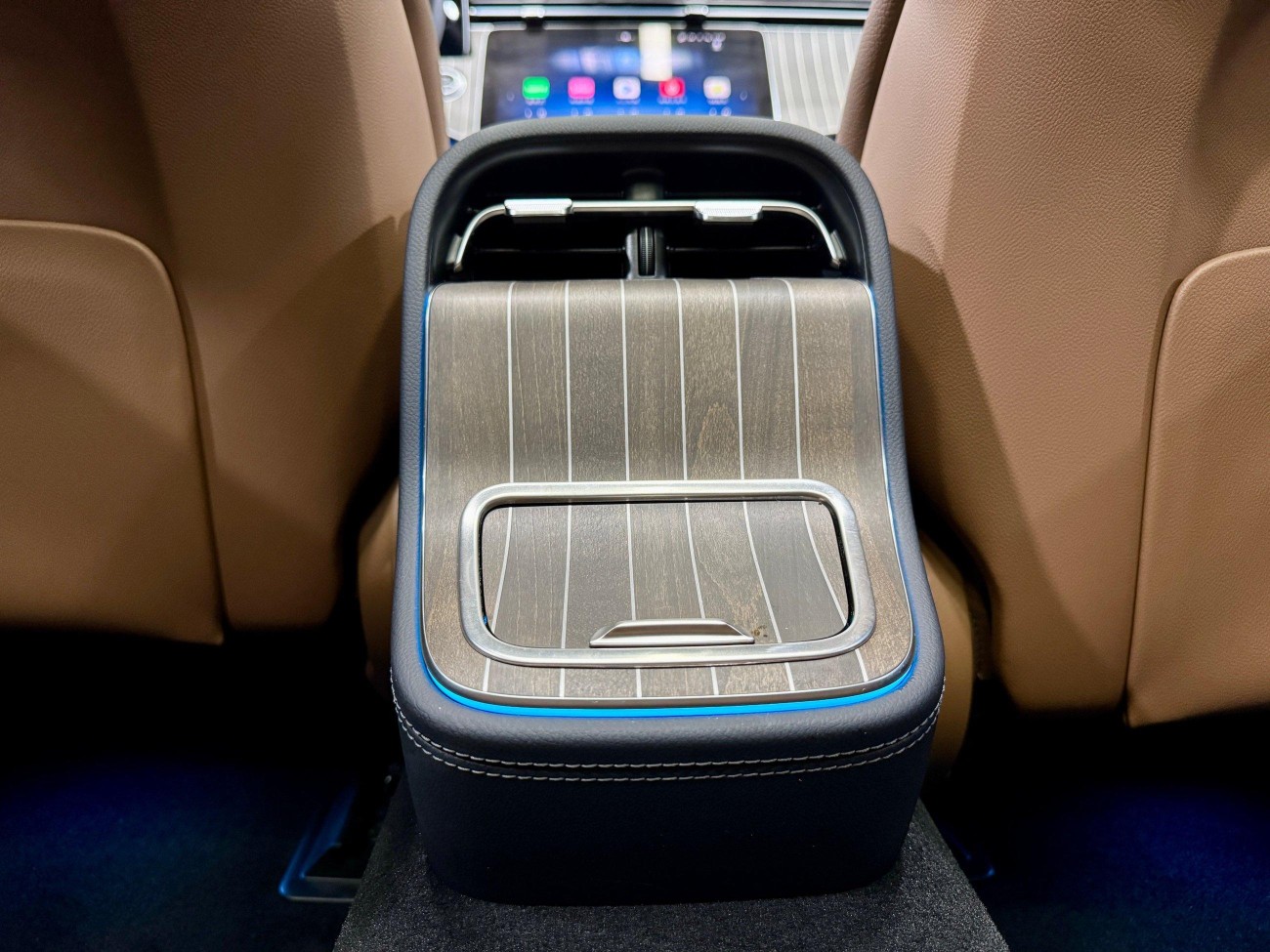 Mercedes-Benz E 300 L 2025