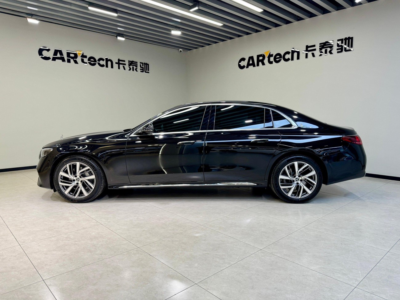 Mercedes-Benz E 300 L 2025