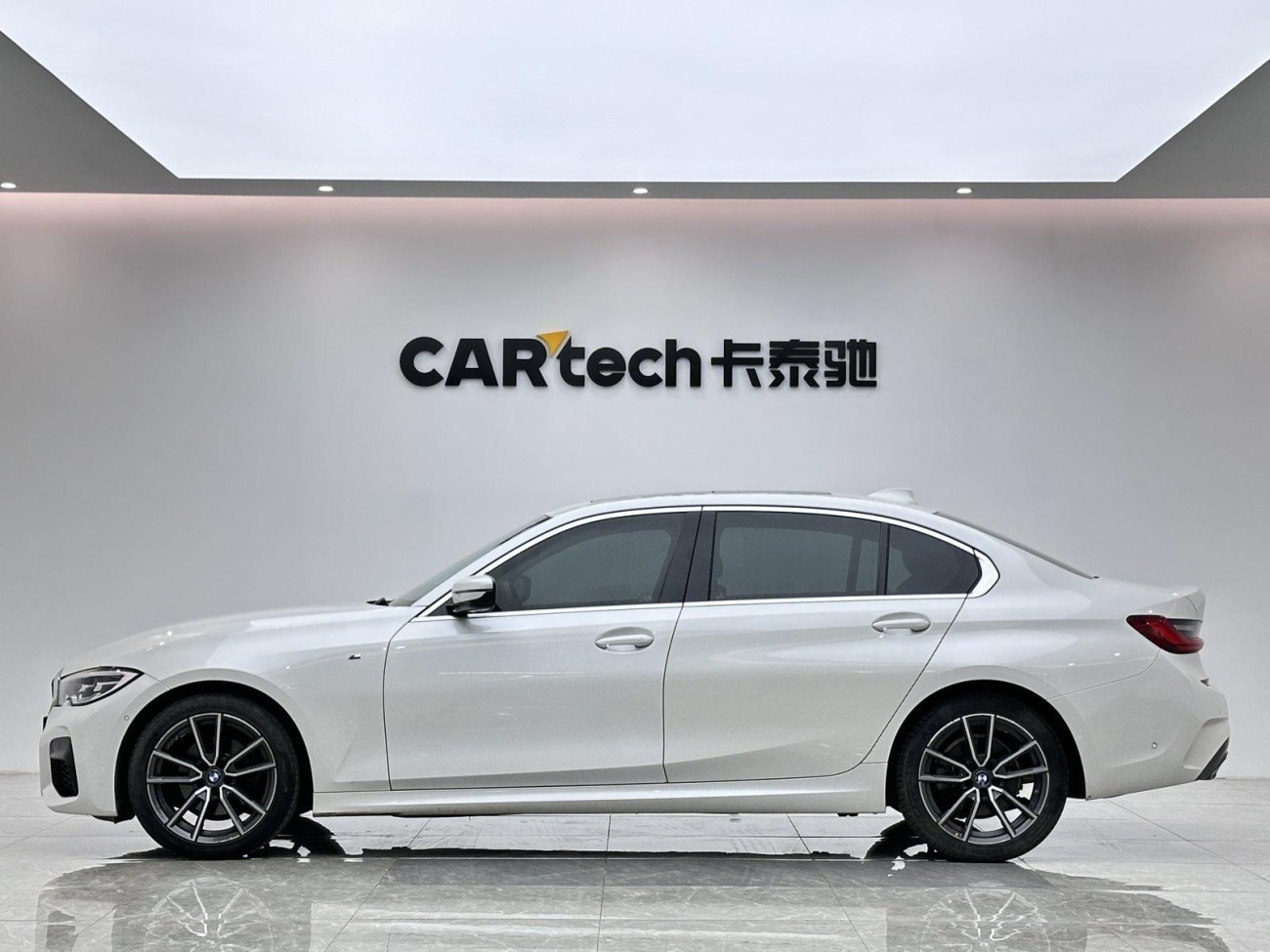 BMW 325Li 2019