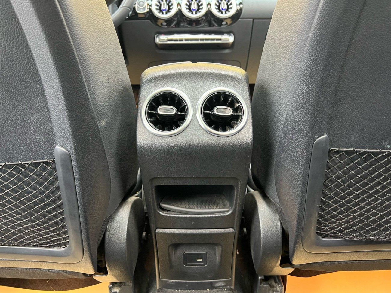 Mercedes-Benz GLA 200 2022