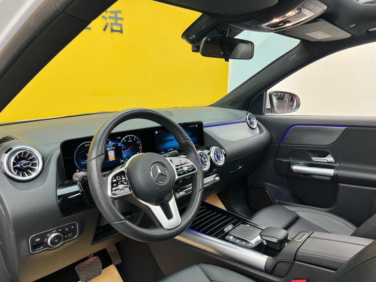 Mercedes-Benz GLA 200 2022