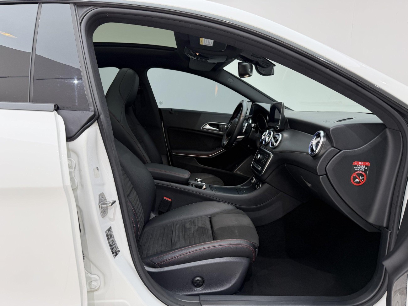 Mercedes-Benz CLA 220 4MATIC 2018