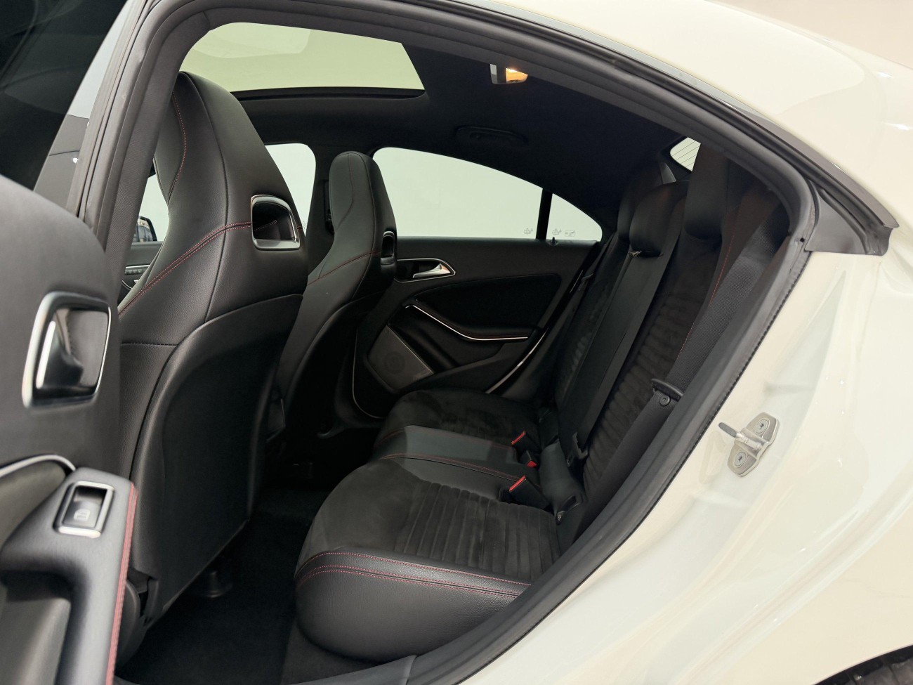 Mercedes-Benz CLA 220 4MATIC 2018