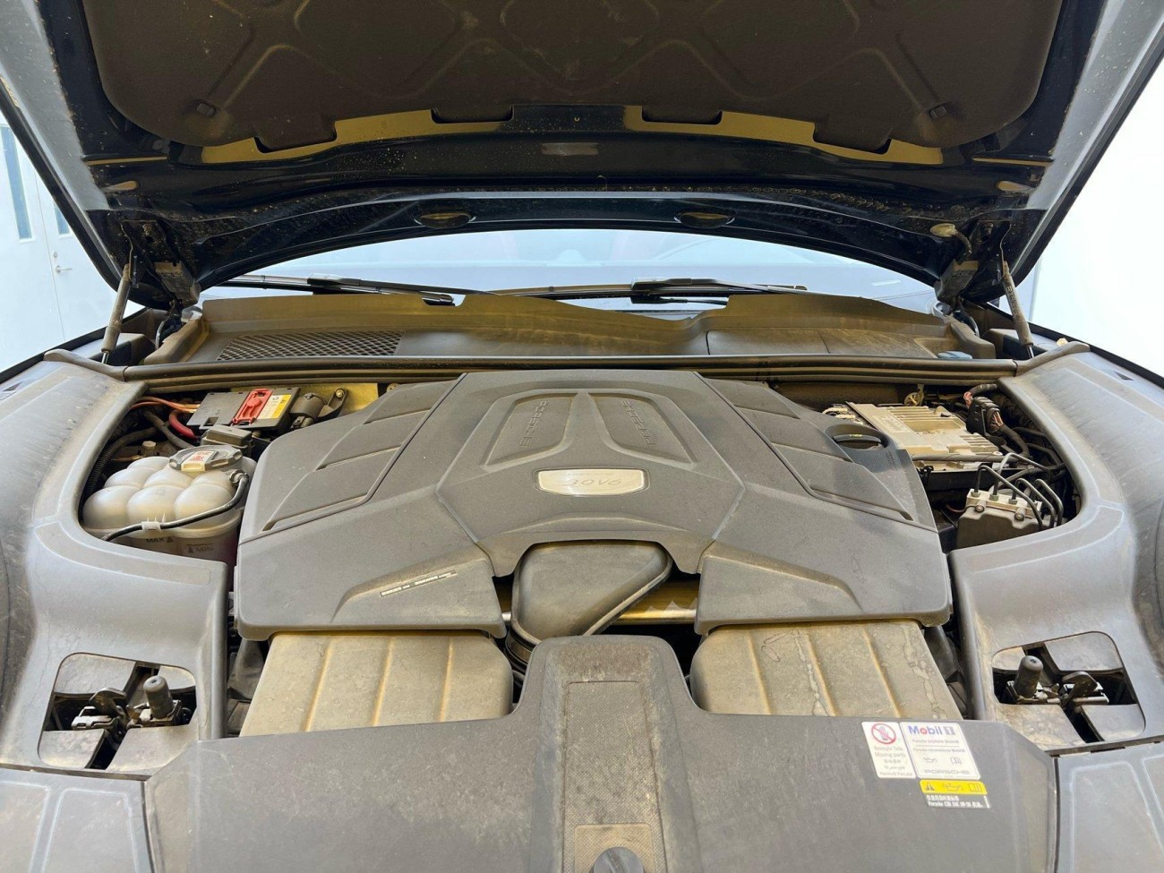 Porsche Cayenne 2022