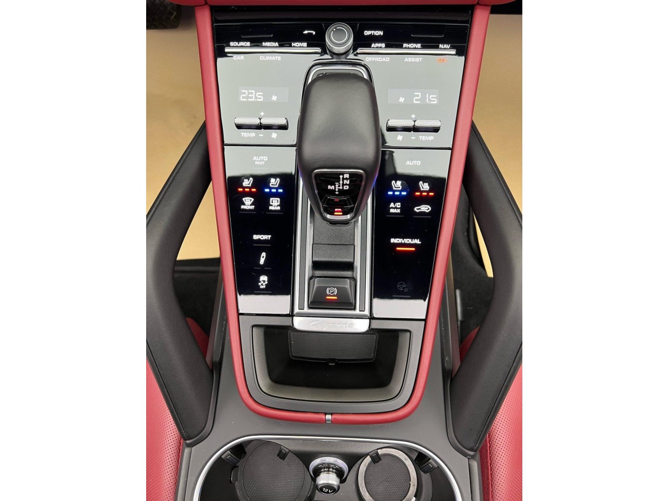 Porsche Cayenne 2022