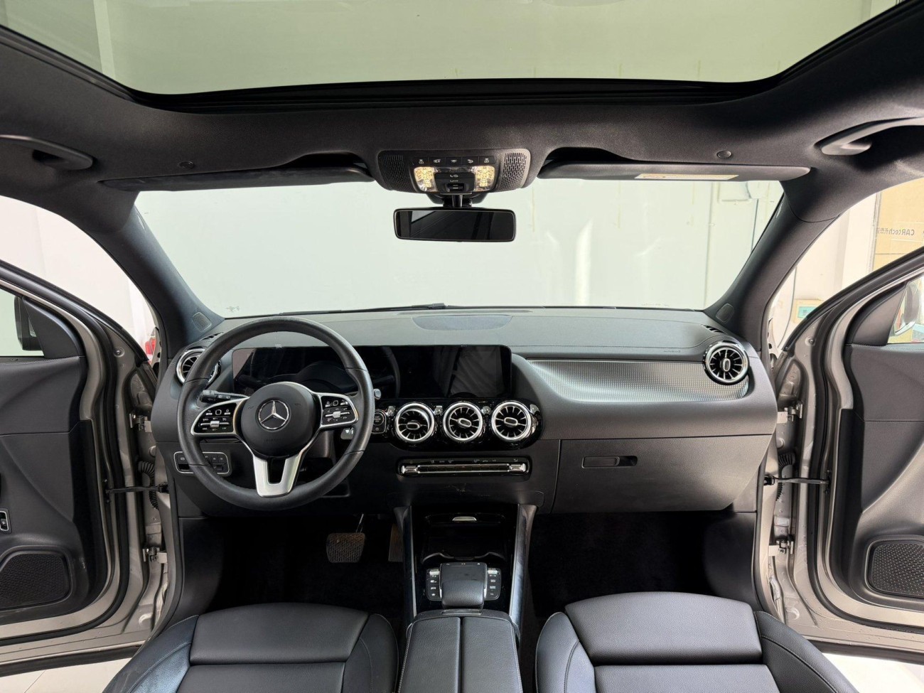 Mercedes-Benz GLA 200 2021