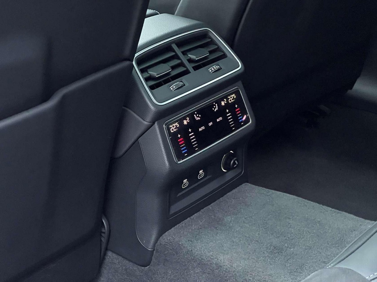 Audi A7L 45 TFSI 2024