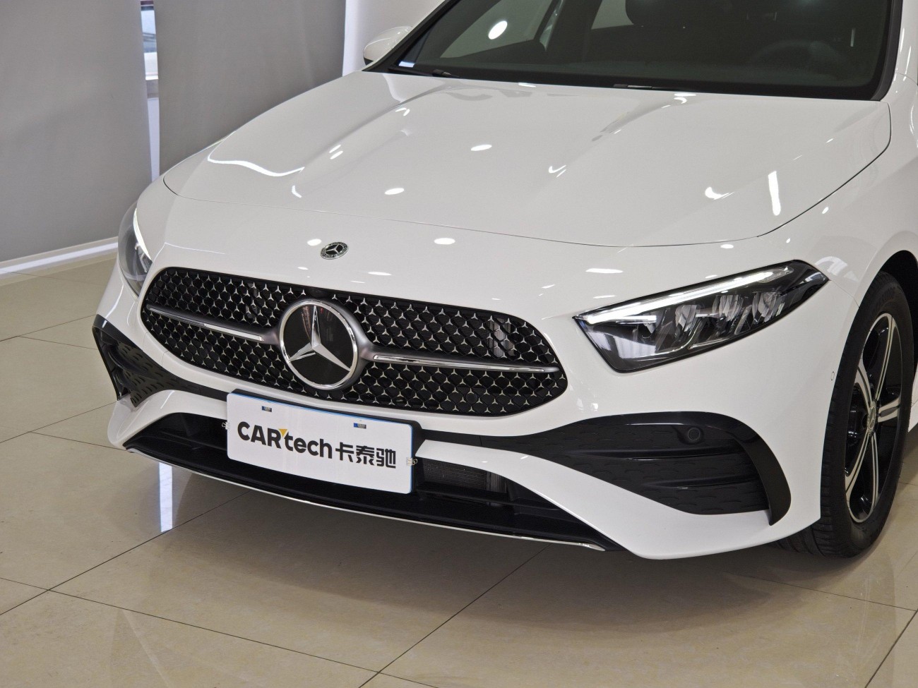 Mercedes-Benz A 200 L 2024