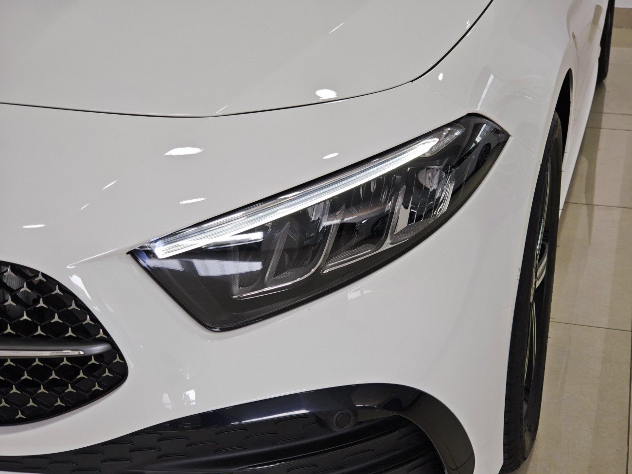Mercedes-Benz A 200 L 2024