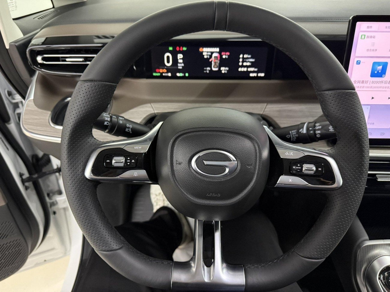 Trumpchi E8 2024