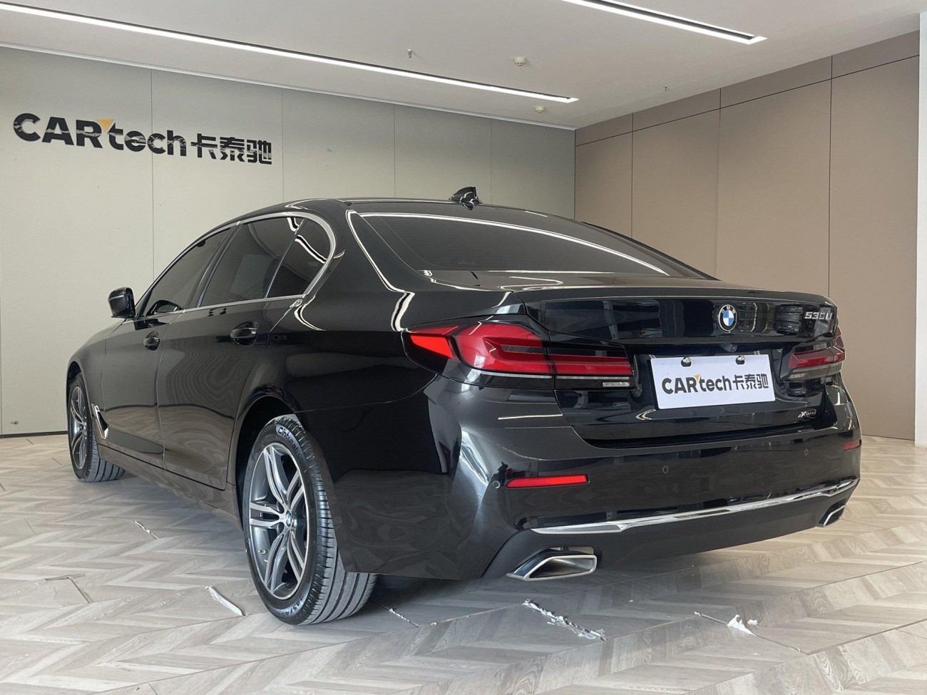 BMW 530Li 2021